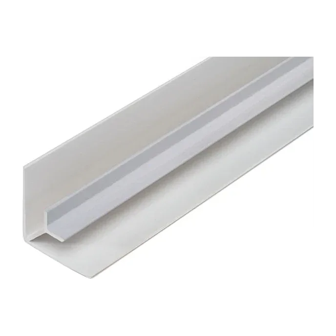 Angular Interno p/tablilla Laminada Fresno Blanco 5.9m